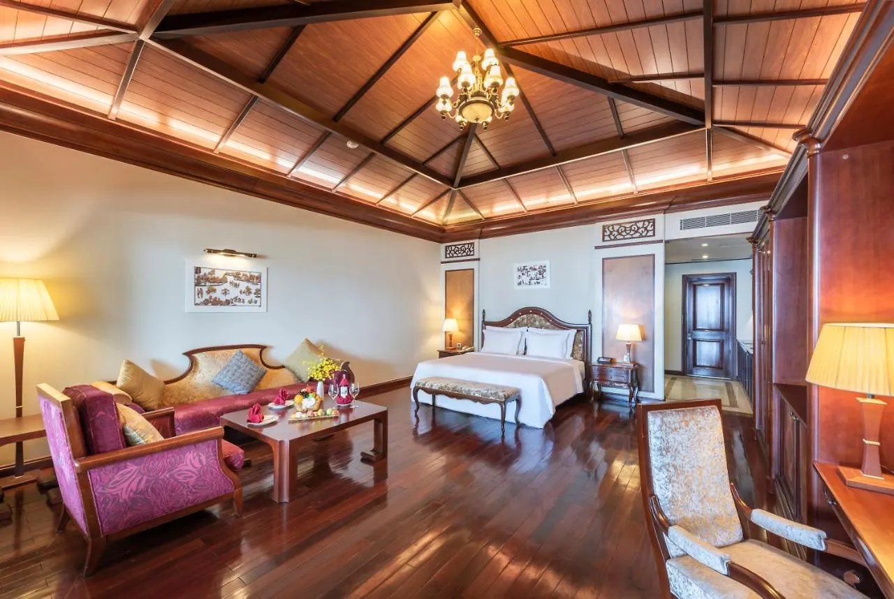 ***** Resort Vinpearl Luxury Nha Trang Hotel Vietnam