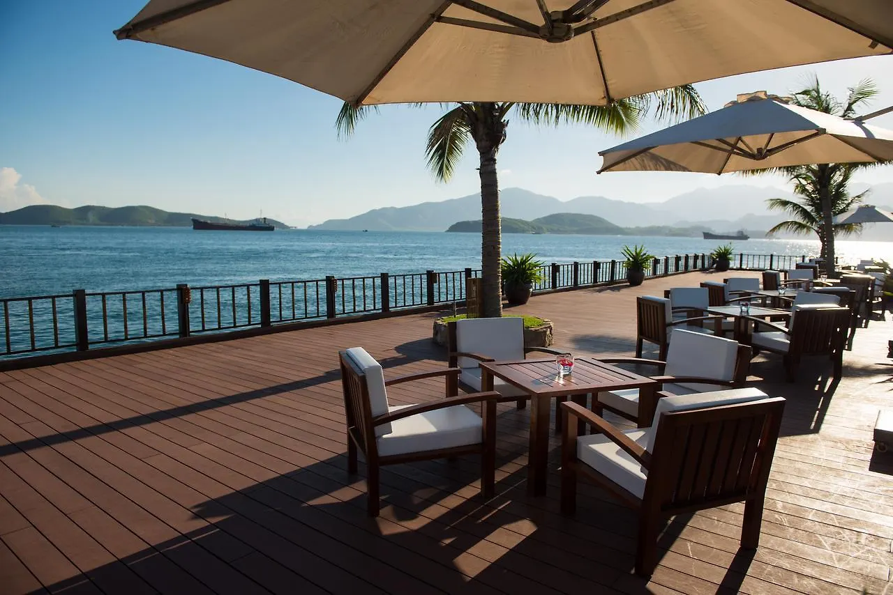 Resort Vinpearl Luxury Nha Trang Hotel