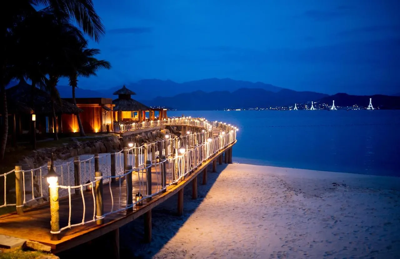 Vinpearl Luxury Nha Trang Hotel Resort