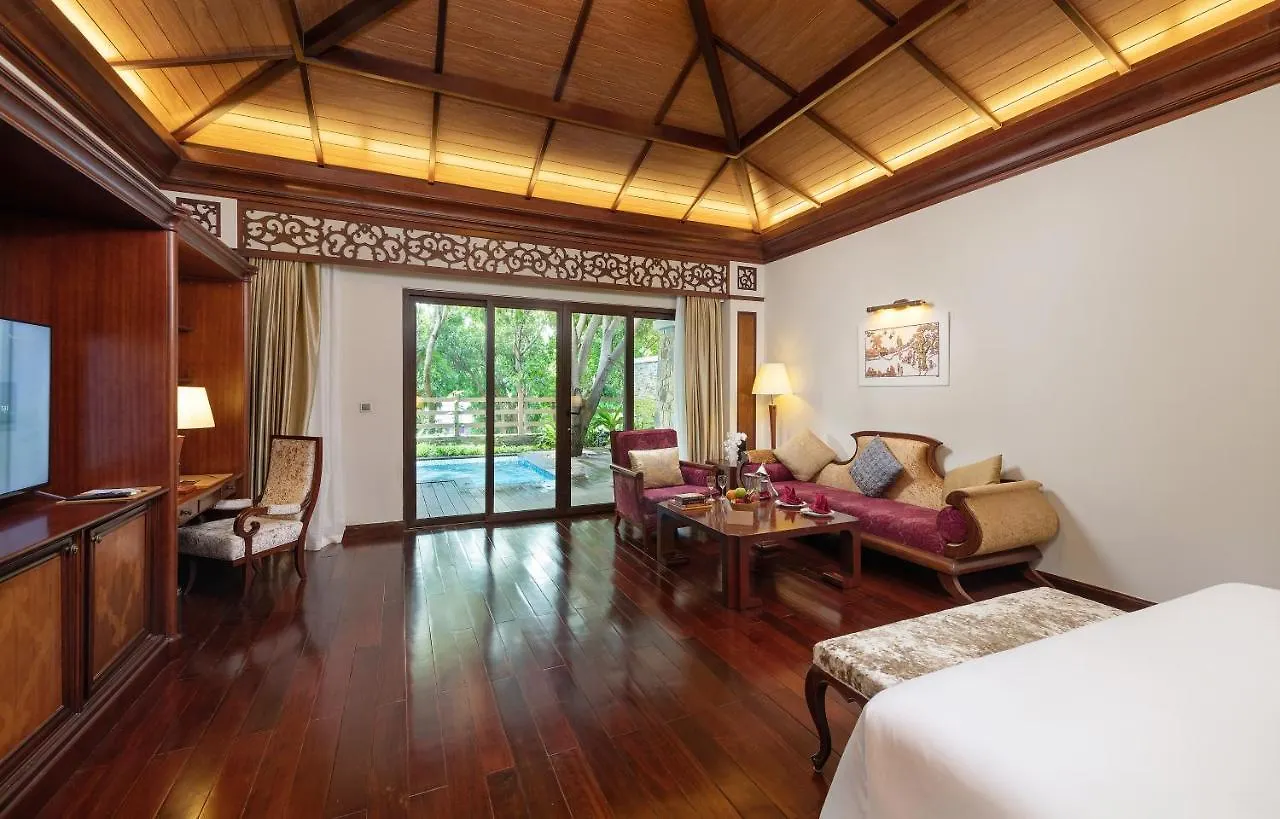 Resort Hotel Vinpearl Luxury Nha Trang