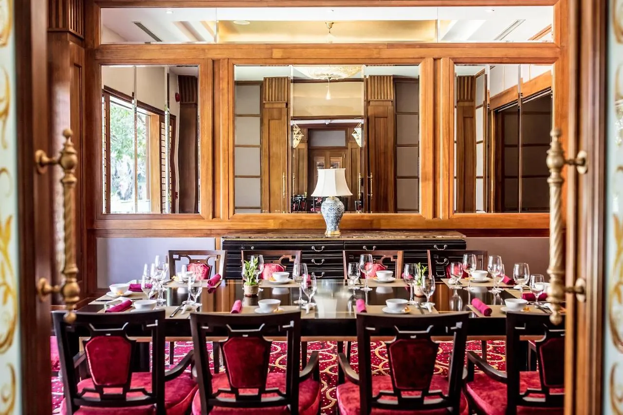 Hotel Vinpearl Luxury Nha Trang