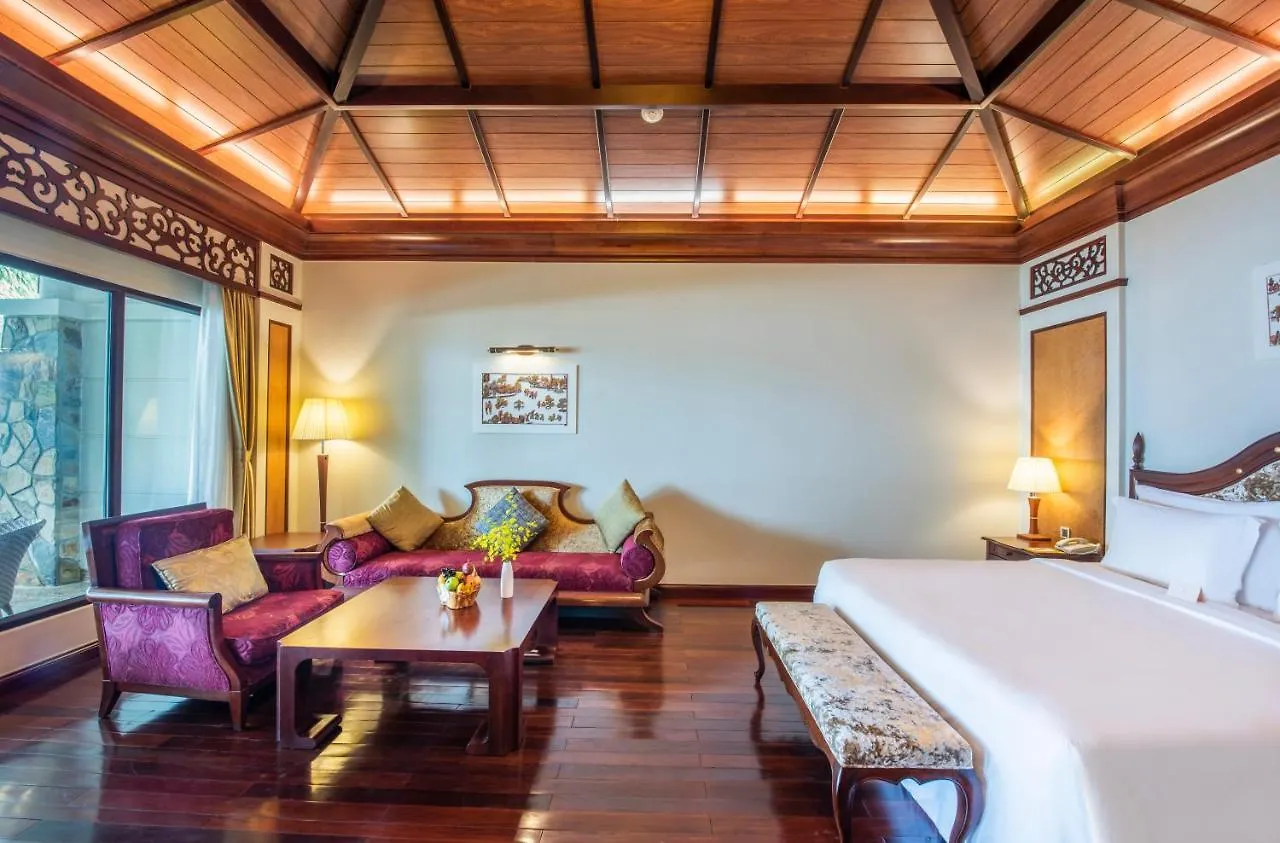 ***** Resort Vinpearl Luxury Nha Trang Hotel Vietname