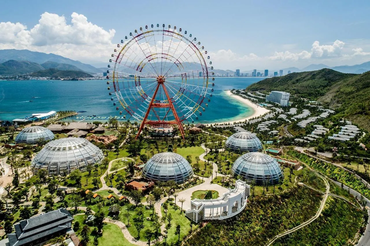 Resort Vinpearl Luxury Nha Trang Hotel